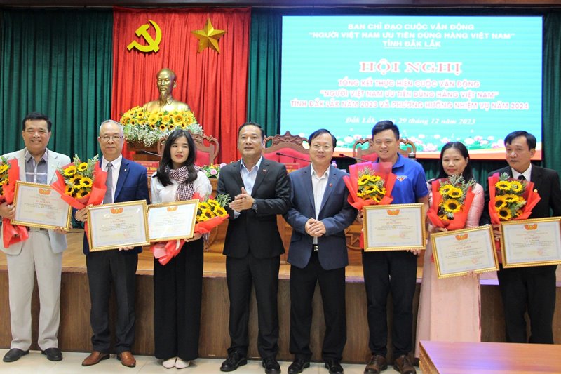 Triển khai Cuộc vận động “Người Việt Nam ưu tiên dùng hàng Việt Nam” năm 2024