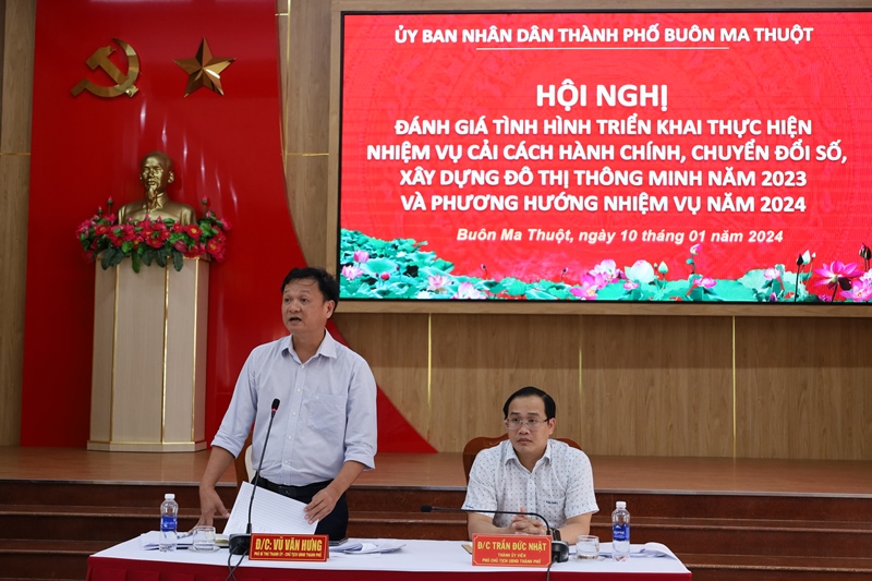 Thành phố Buôn Ma Thuột tập trung cải cách thủ tục hành chính lĩnh vực đất đai, xây dựng trong năm 2024