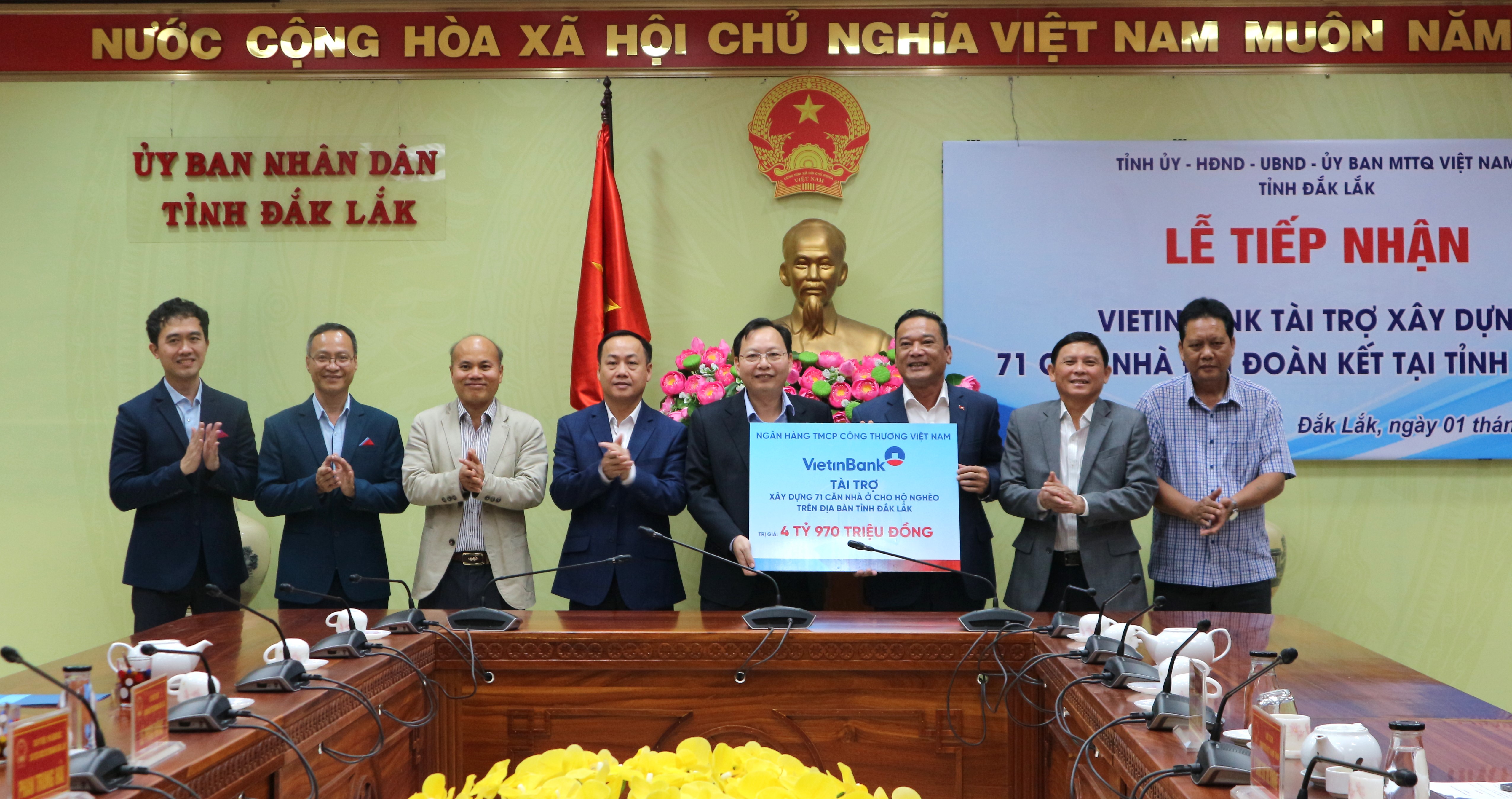 Tiếp nhận kinh phí tài trợ, ủng hộ 71 căn nhà đại đoàn kết cho người nghèo tỉnh Đắk Lắk