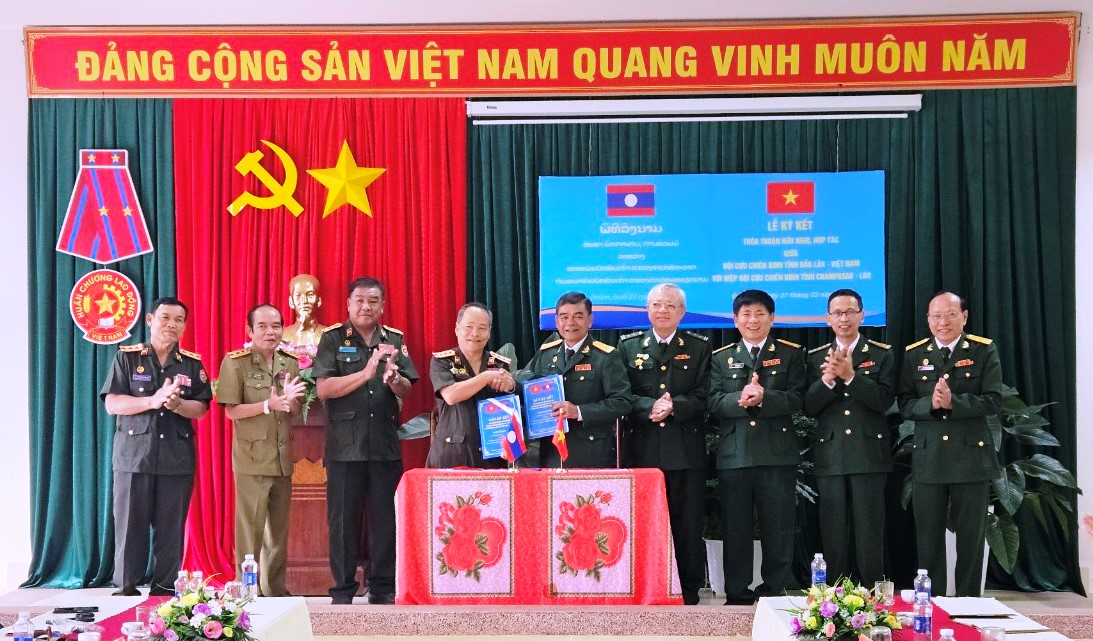 Hội Cựu chiến binh tỉnh Đắk Lắk ký kết thỏa thuận hữu nghị, hợp tác với Hiệp Hội Cựu Chiến binh tỉnh Champasak