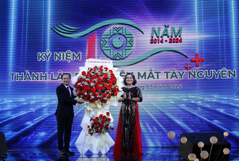 Bệnh viện mắt Tây Nguyên kỷ niệm 10 năm thành lập