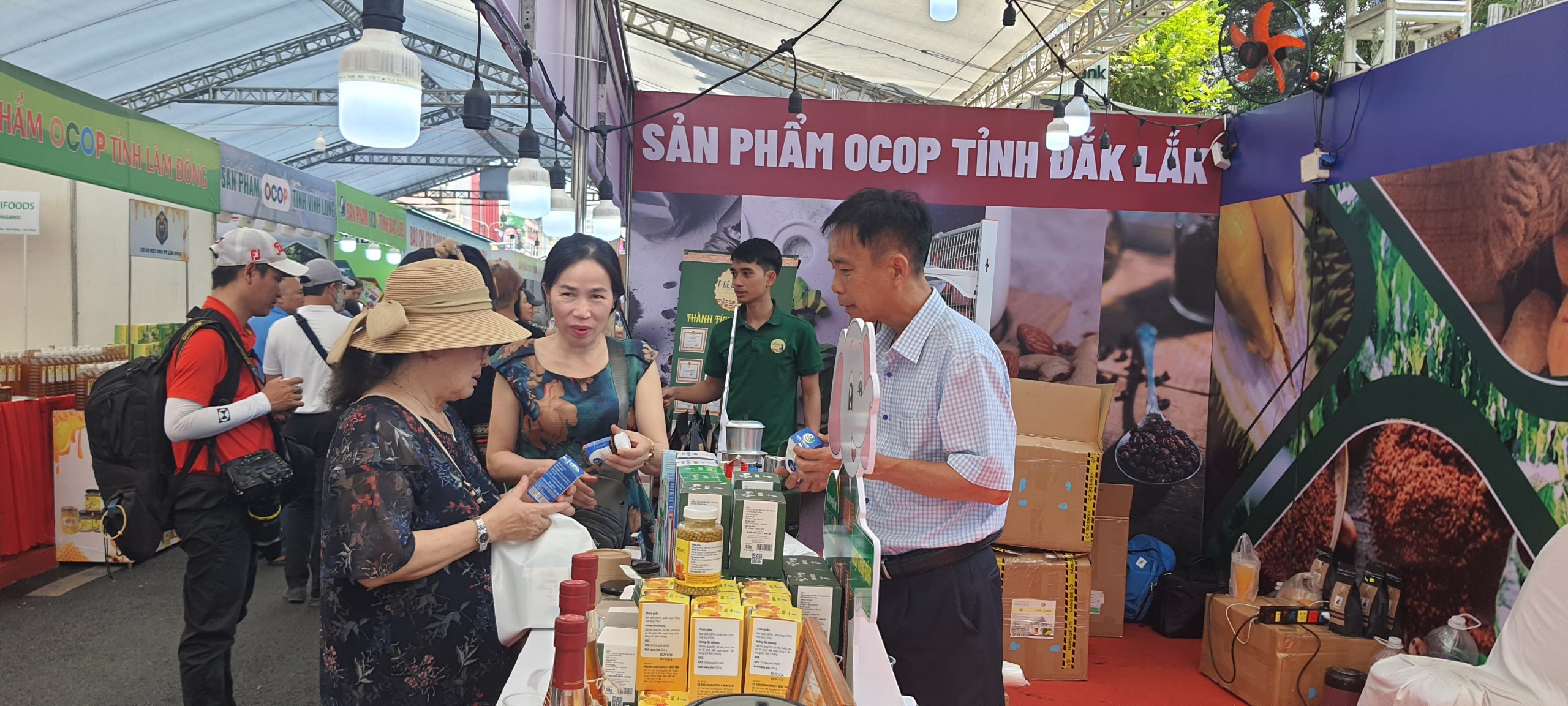 7 doanh nghiệp Đắk Lắk tham gia trưng bày sản phẩm OCOP tại Hội Báo toàn quốc năm 2024