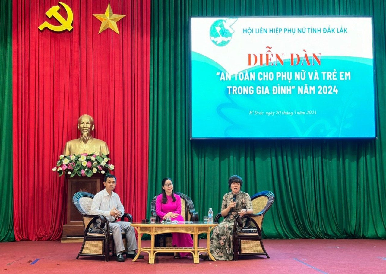 Diễn đàn “An toàn cho phụ nữ và trẻ em trong gia đình” năm 2024 tại huyện M’Drắk
