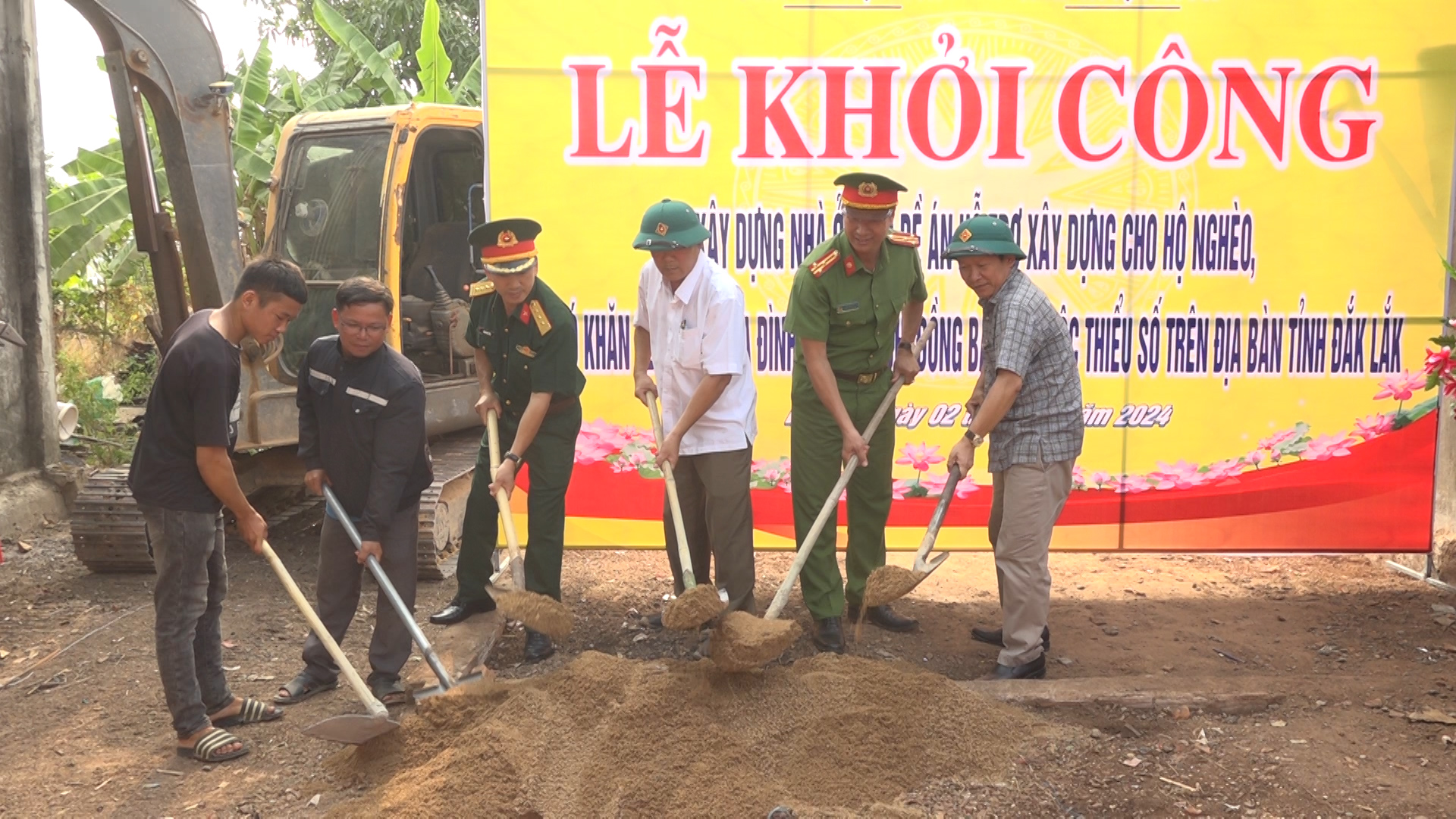 Khởi công xây nhà tình nghĩa tại huyện biên giới