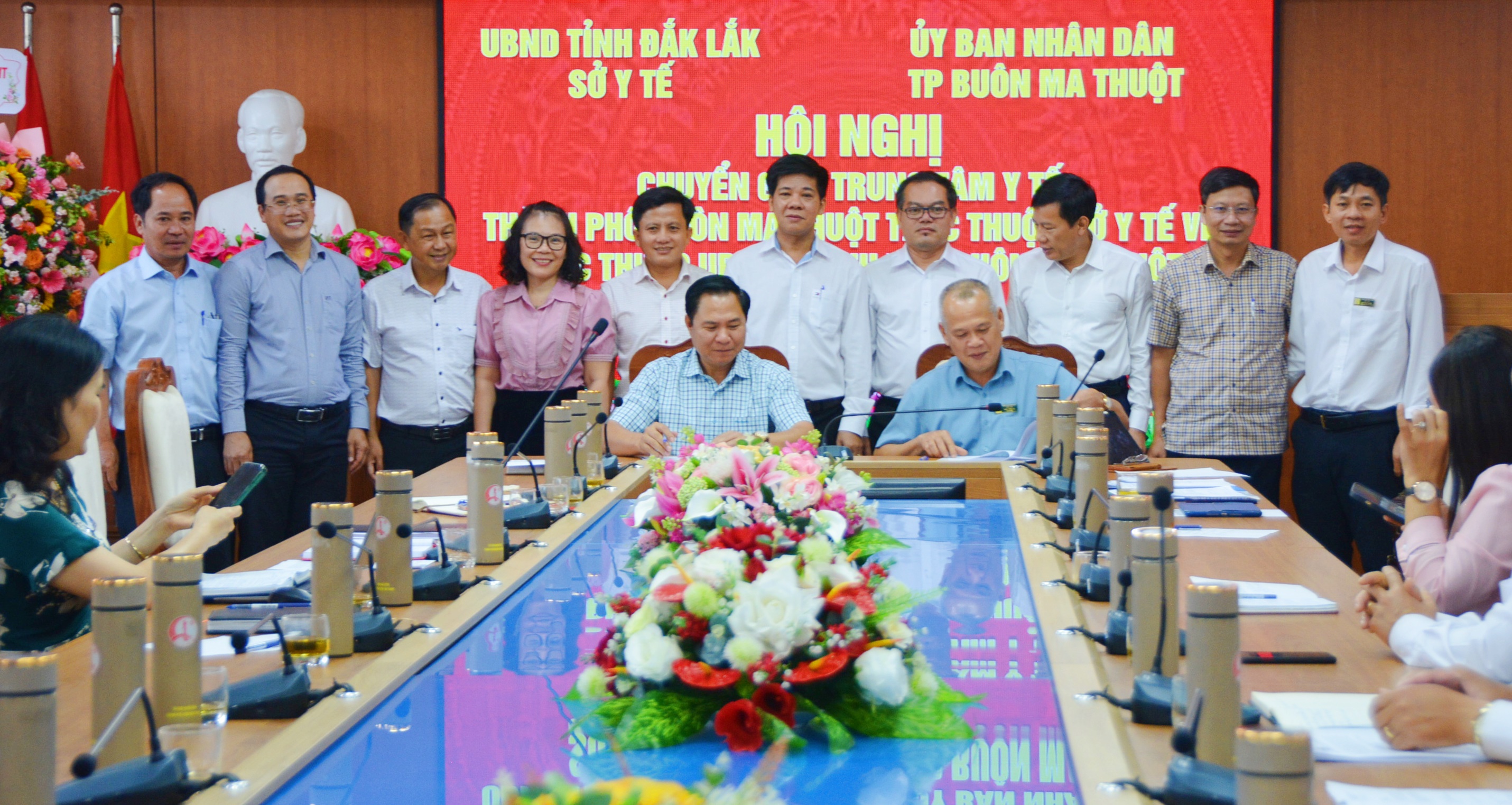 Chuyển giao Trung tâm Y tế TP. Buôn Ma Thuột về UBND TP. Buôn Ma Thuột quản lý