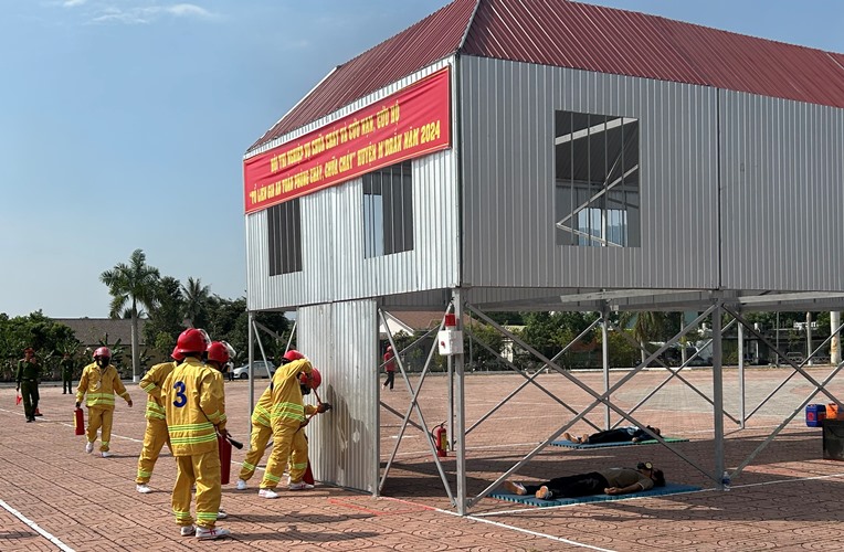 Hội thi nghiệp vụ chữa cháy và cứu nạn, cứu hộ huyện M’Drắk năm 2024