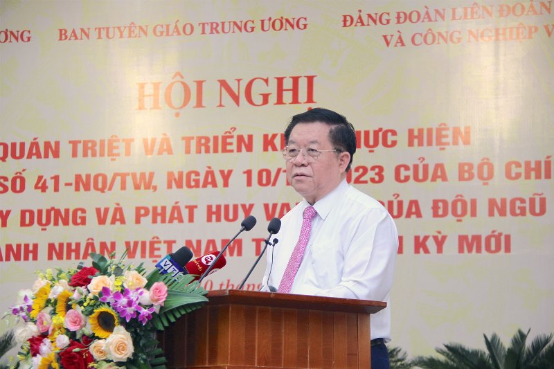Đưa Nghị quyết 41-NQ/TW sớm đi vào cuộc sống, xây dựng đội ngũ doanh nhân lớn mạnh