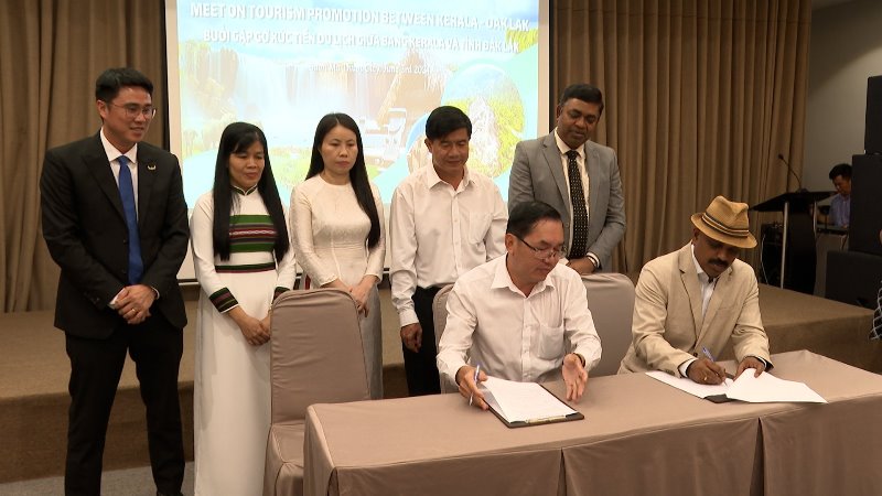 Doanh nghiệp tỉnh Đắk Lắk và bang Kerala của Ấn Độ ký kết hợp tác lĩnh vực du lịch