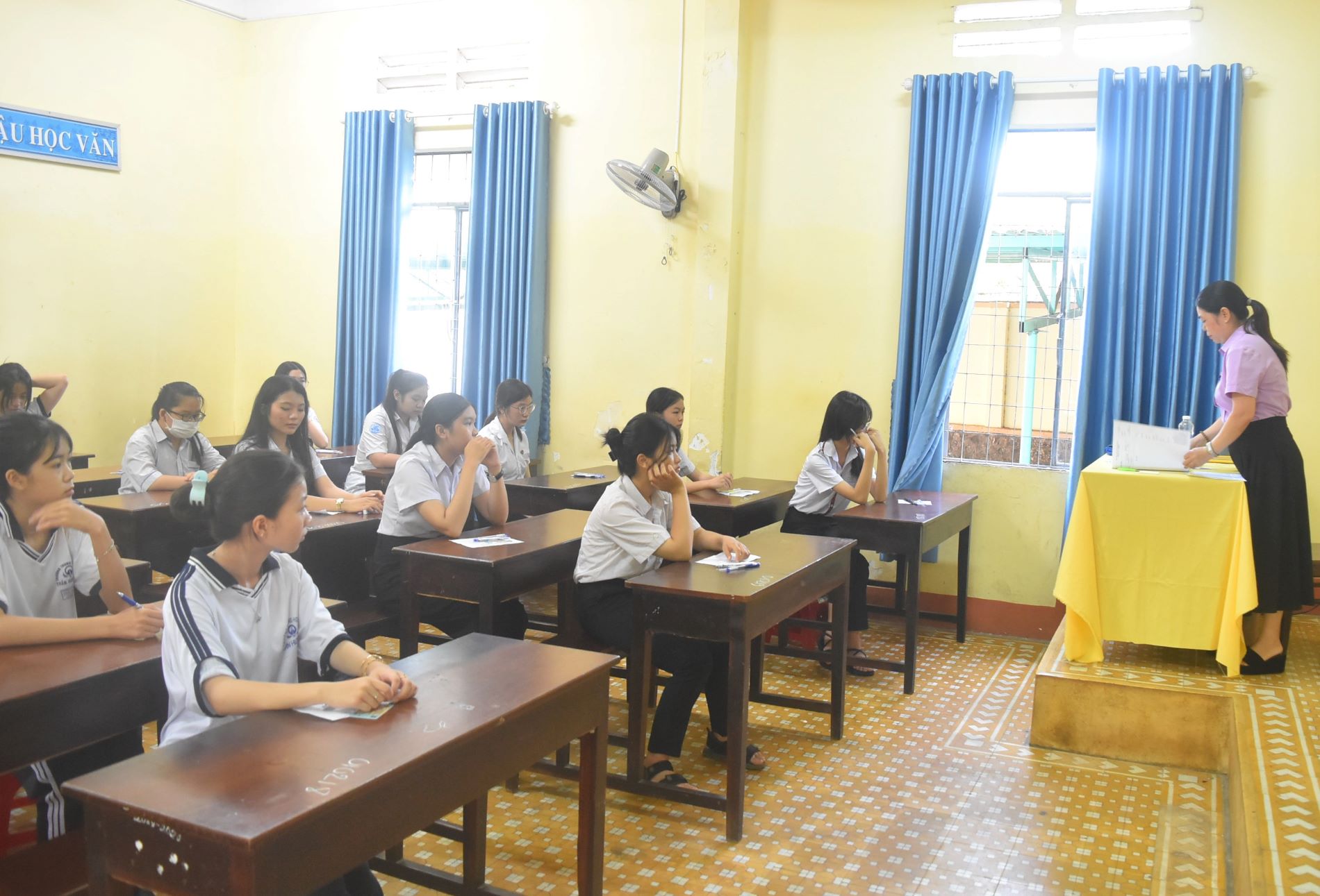 Thí sinh Đắk Lắk dự thi tuyển sinh vào lớp 10 THPT năm học 2024-2025