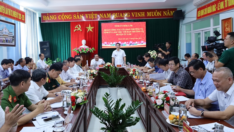 Huyện Lắk cần tập trung chỉ đạo cải thiện chỉ số cải cách hành chính phục vụ phát triển kinh tế- xã hội