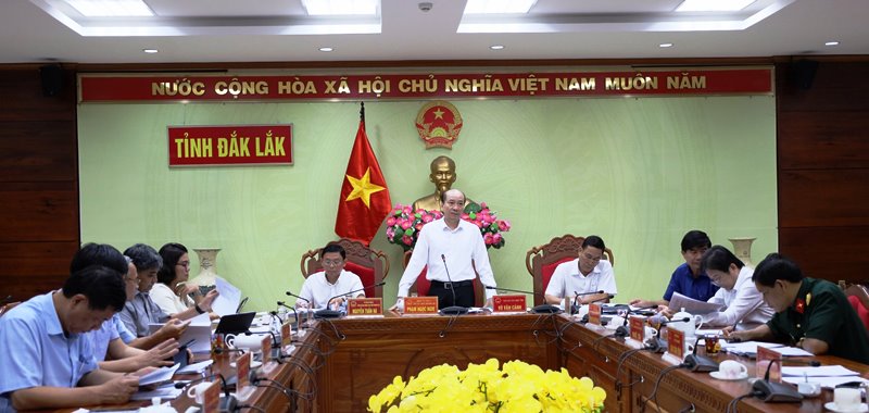 Thành viên UBND tỉnh thông qua nhiều nội dung quan trọng trình Kỳ họp HĐND tỉnh