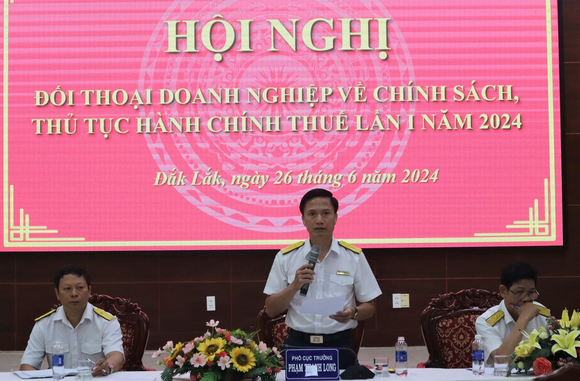 Đối thoại với doanh nghiệp, người nộp thuế về chính sách thủ tục hành chính thuế