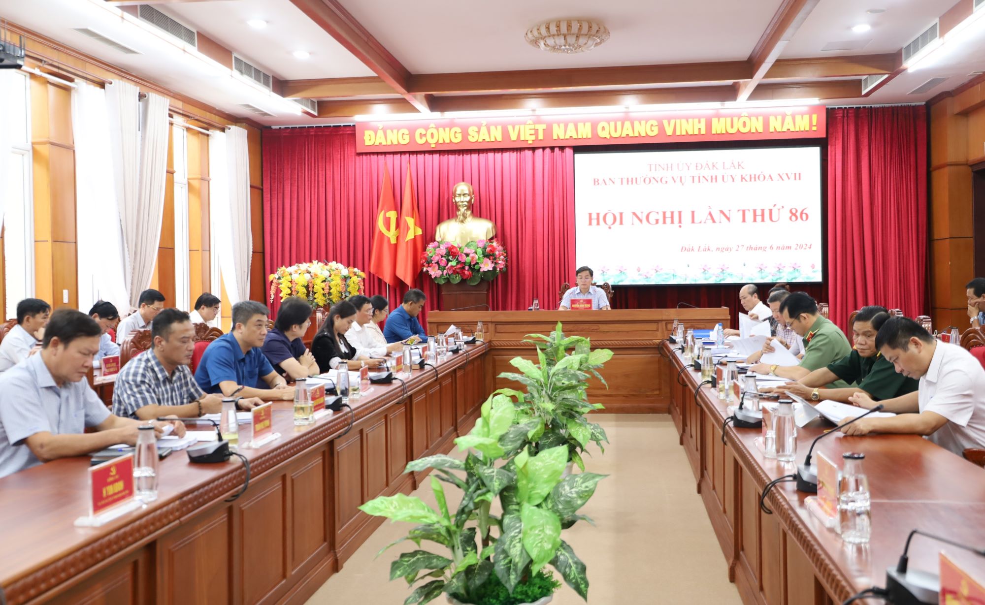 Hội nghị Ban Thường vụ Tỉnh ủy định kỳ lần thứ 86 (mở rộng)