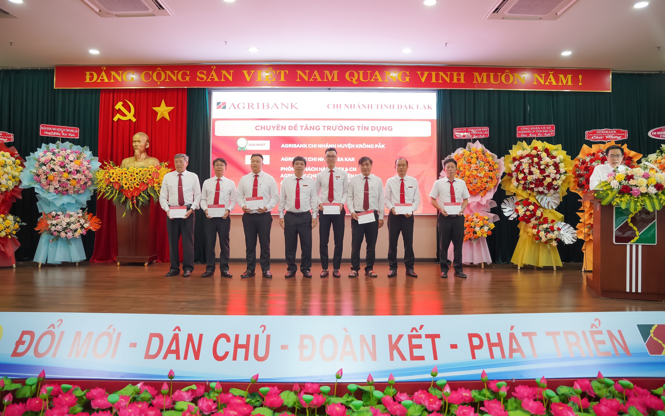Agribank tỉnh Đắk Lắk: 6 tháng đầu năm dư nợ cho vay nền kinh tế tăng trên 330 tỷ đồng