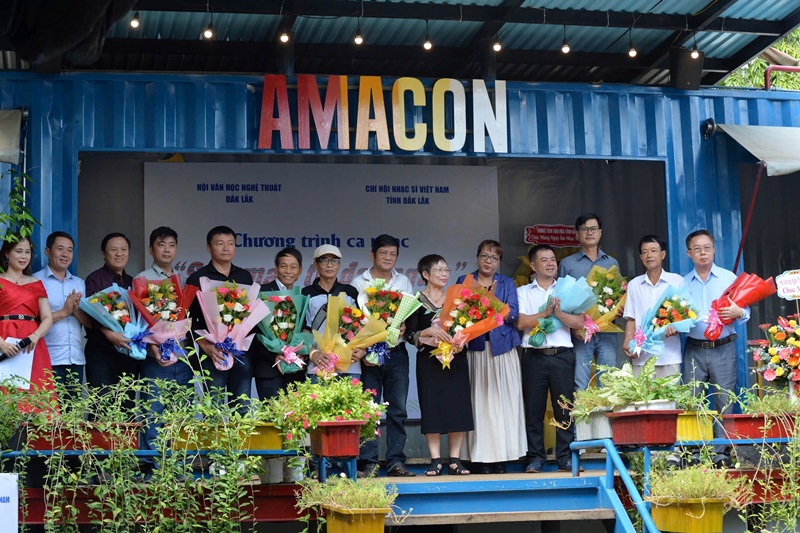 Chương trình âm nhạc “Sắc màu từ đại ngàn” giới thiệu 15 ca khúc đặc sắc