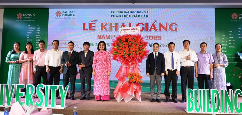Đại học Đông Á phân hiệu tại Đắk Lắk tổ chức Lễ Khai giảng năm học mới 2024-2025