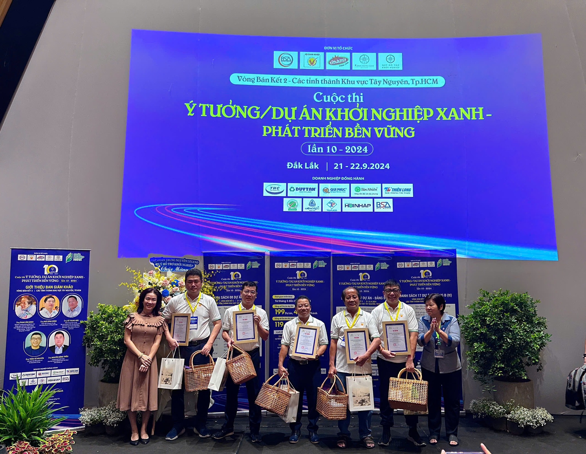 Khai mạc vòng bán kết cuộc thi ý tưởng/dự án khởi nghiệp xanh - phát triển bền vững lần 10 - 2024