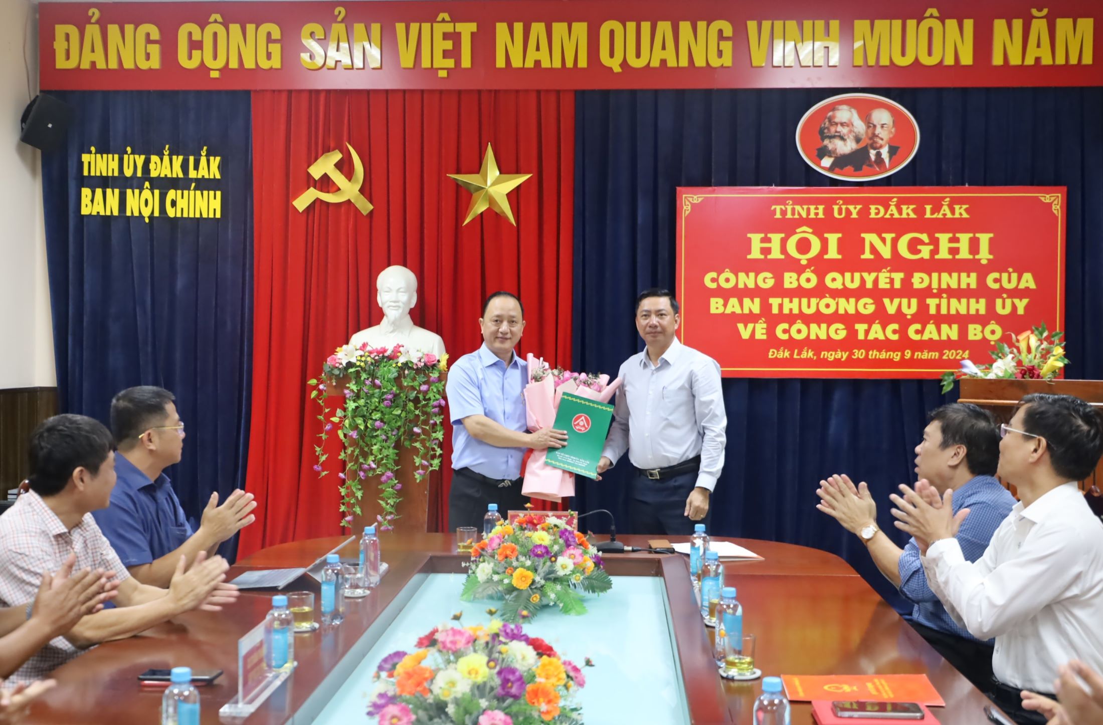 Công bố quyết định bổ nhiệm Phó Trưởng Ban Nội chính Tỉnh ủy Đắk Lắk