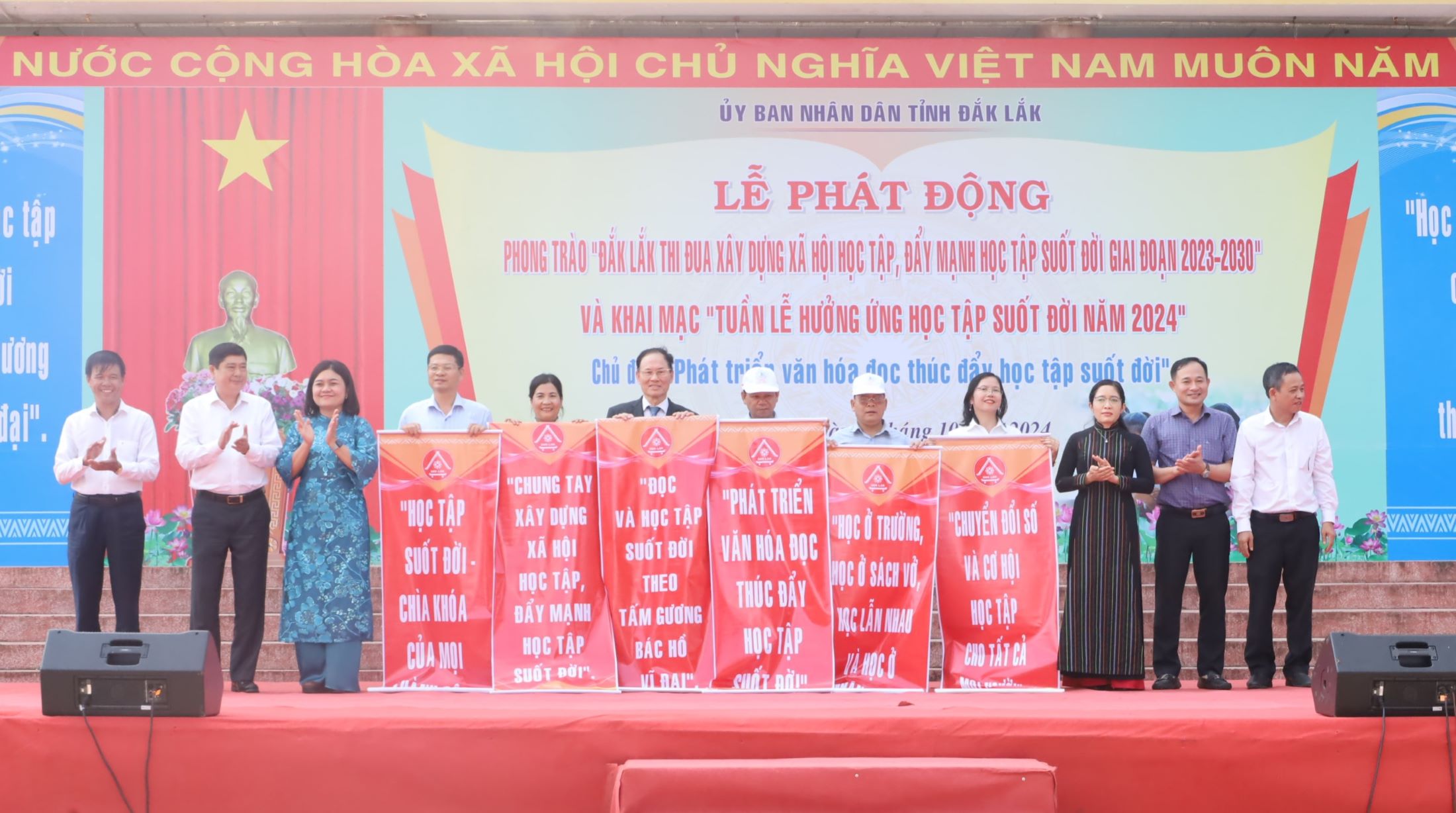 Khai mạc Tuần lễ hưởng ứng học tập suốt đời năm 2024