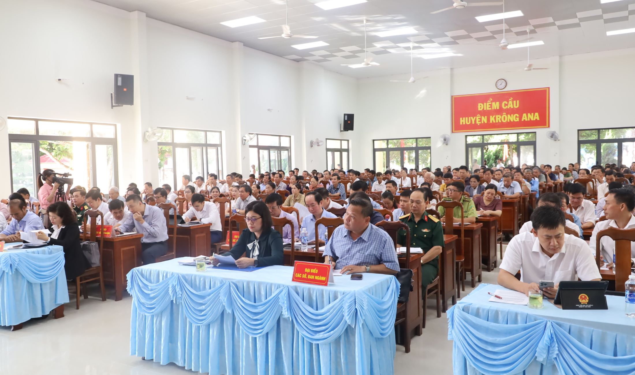 Đoàn Đại biểu Quốc hội tỉnh Đắk Lắk tiếp xúc cử tri huyện Krông Ana