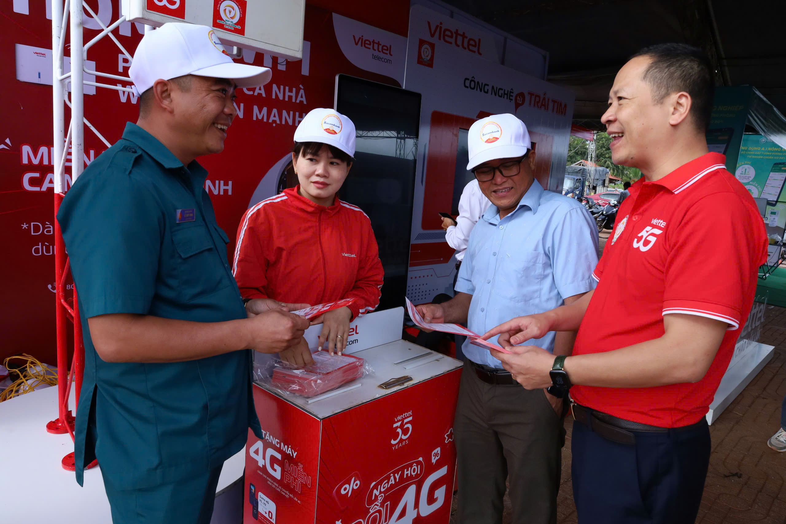 Đắk Lắk tập trung phát triển môi trường số an toàn, tiện ích, phục vụ tối đa nhu cầu của người dân, doanh nghiệp