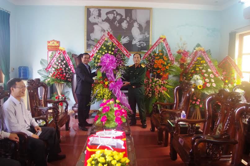 Bí thư Tỉnh ủy Đắk Lắk chúc mừng Lữ đoàn đặc công 198 nhân ngày thành lập Quân đội Nhân dân Việt Nam.