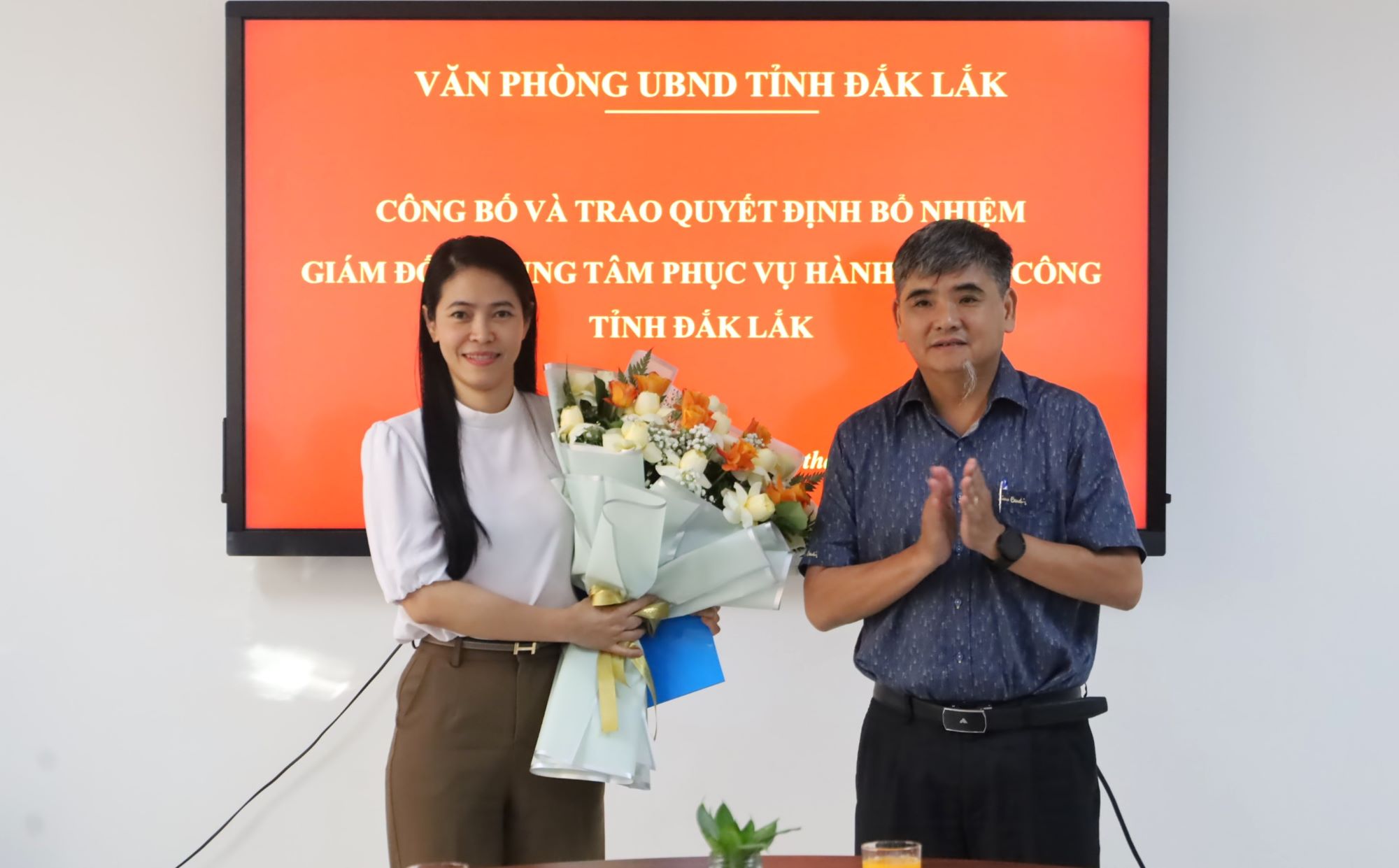 Công bố và trao Quyết định bổ nhiệm Giám đốc Trung tâm Phục vụ hành chính công tỉnh Đắk Lắk