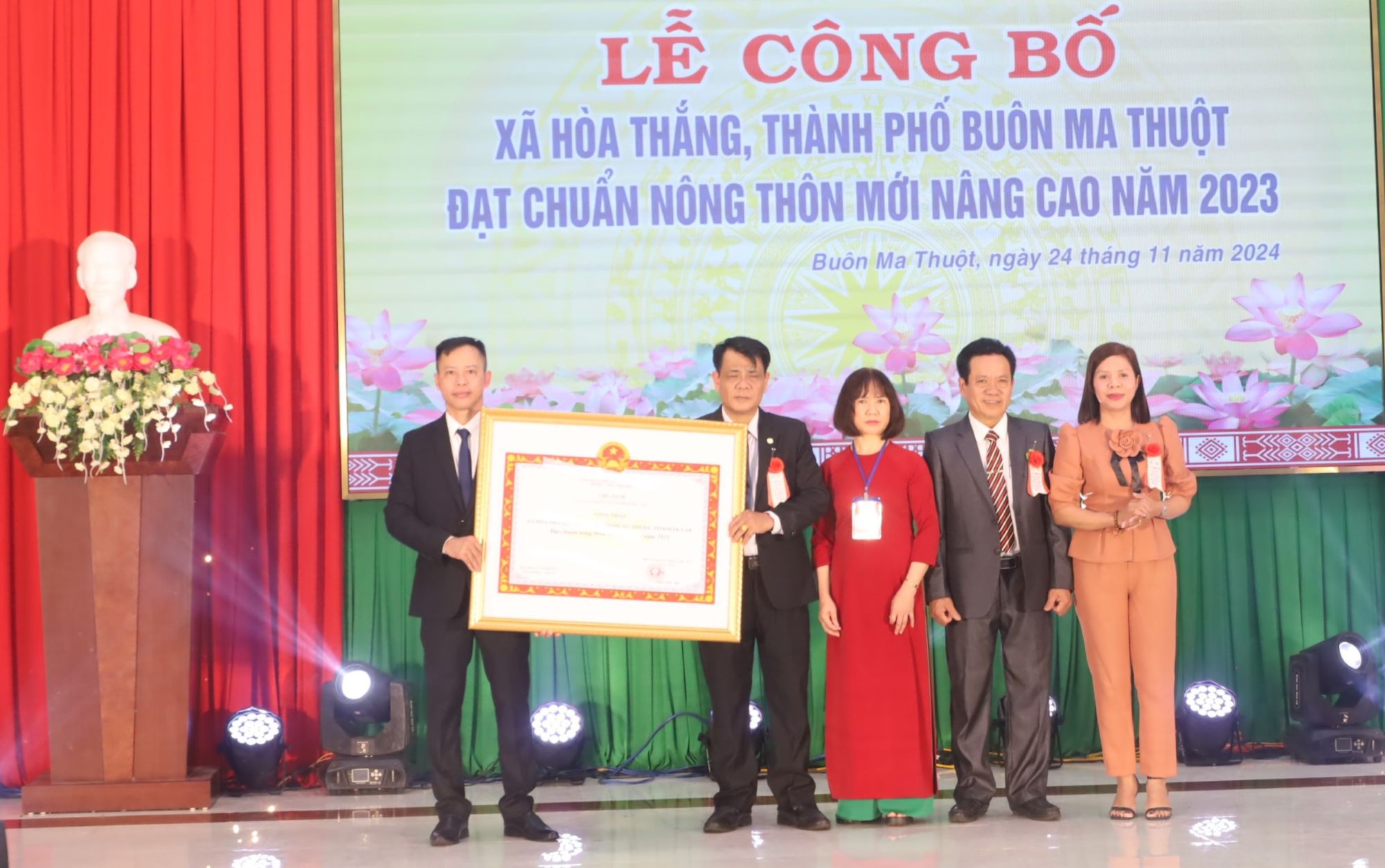 Công bố xã Hòa Thắng, TP. Buôn Ma Thuột đạt chuẩn nông thôn mới nâng cao