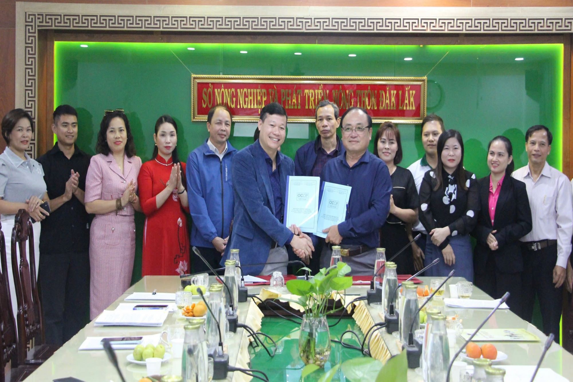 Kết nối giao thương, tiêu thụ sản phẩm OCOP giữa hai tỉnh Đắk Lắk và Hòa Bình