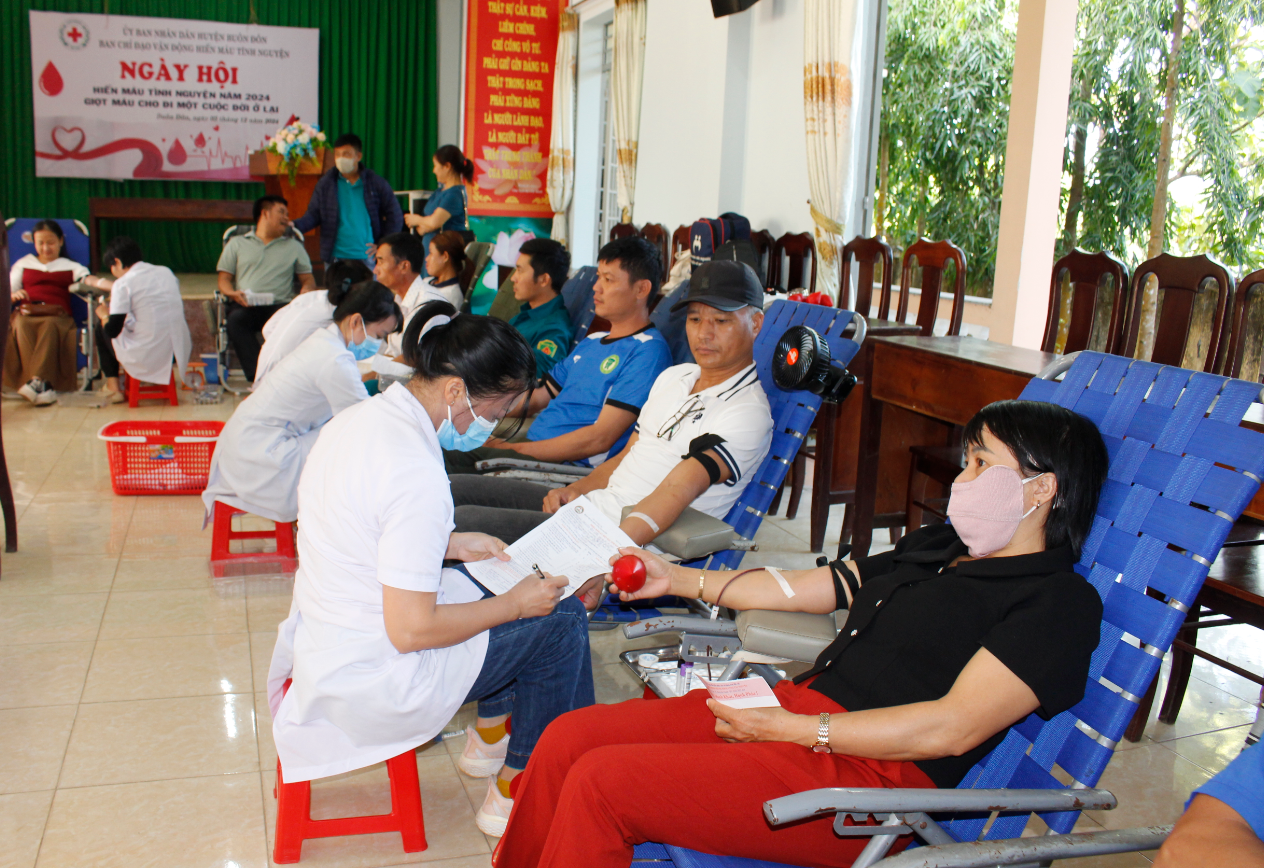 Huyện Buôn Đôn tổ chức hiến máu tình nguyện đợt 2 năm 2024