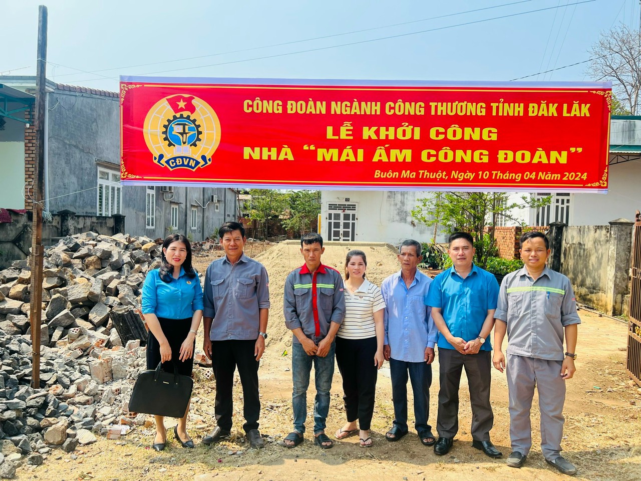 Công đoàn tập trung chăm lo Tết cho đoàn viên, người lao động