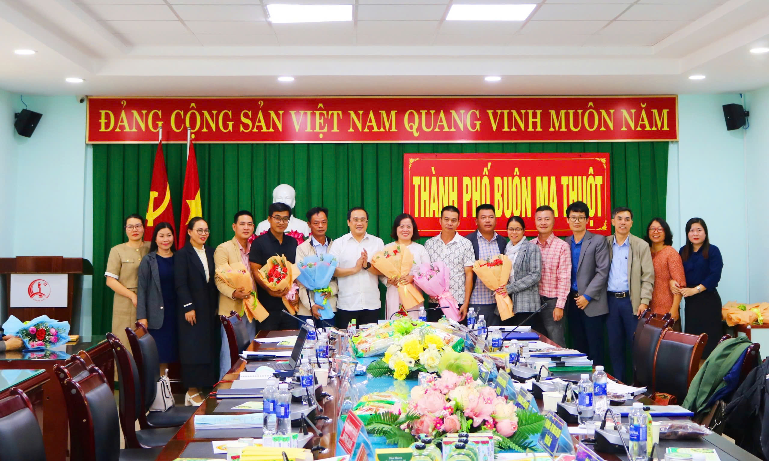 Thành phố Buôn Ma Thuột đánh giá, phân hạng sản phẩm OCOP đợt 2, năm 2024