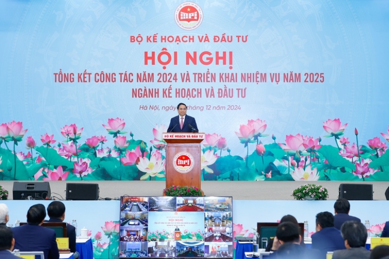 Thủ tướng Phạm Minh Chính: Ngành Kế hoạch và Đầu tư cần xây dựng kịch bản cho sự tăng tốc bứt phá của nền kinh tế