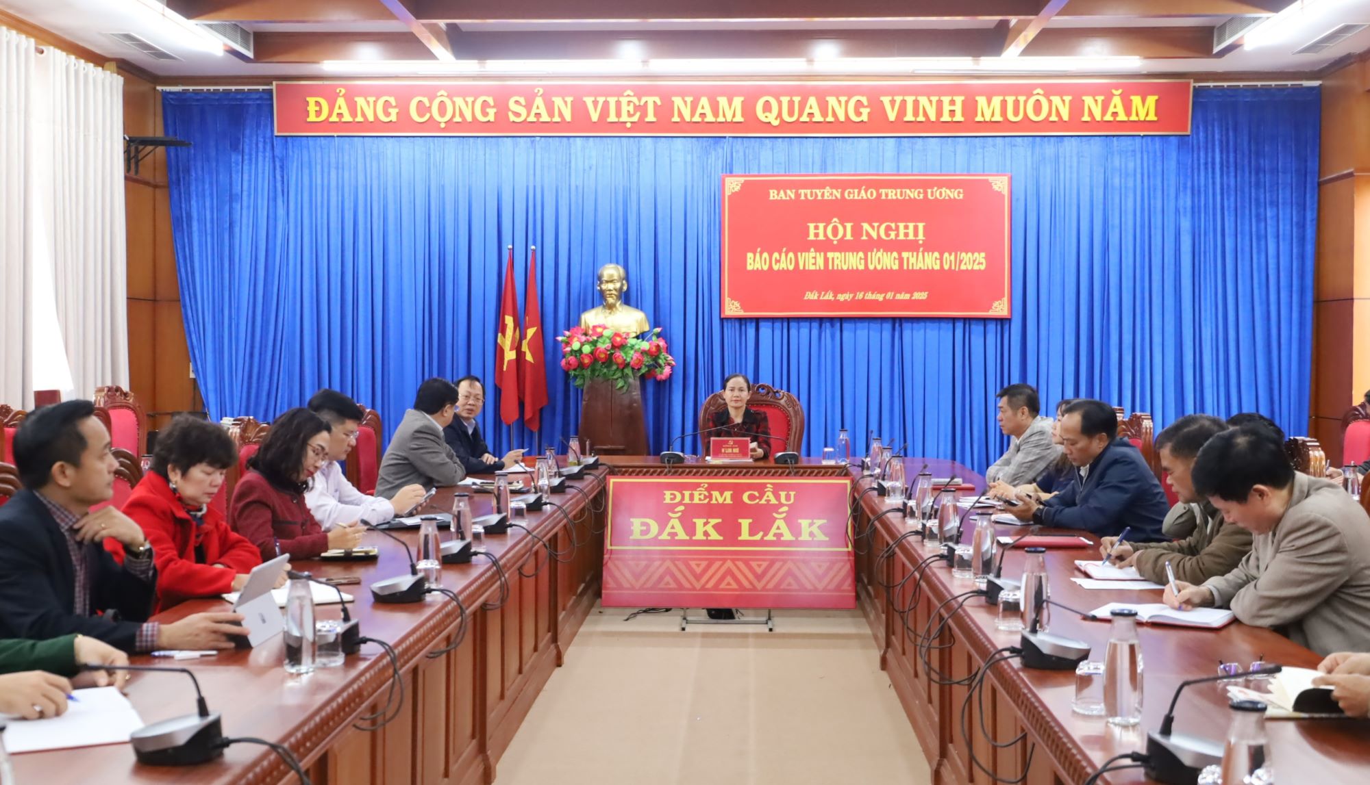 Hội nghị Báo cáo viên trung ương tháng 01/2025