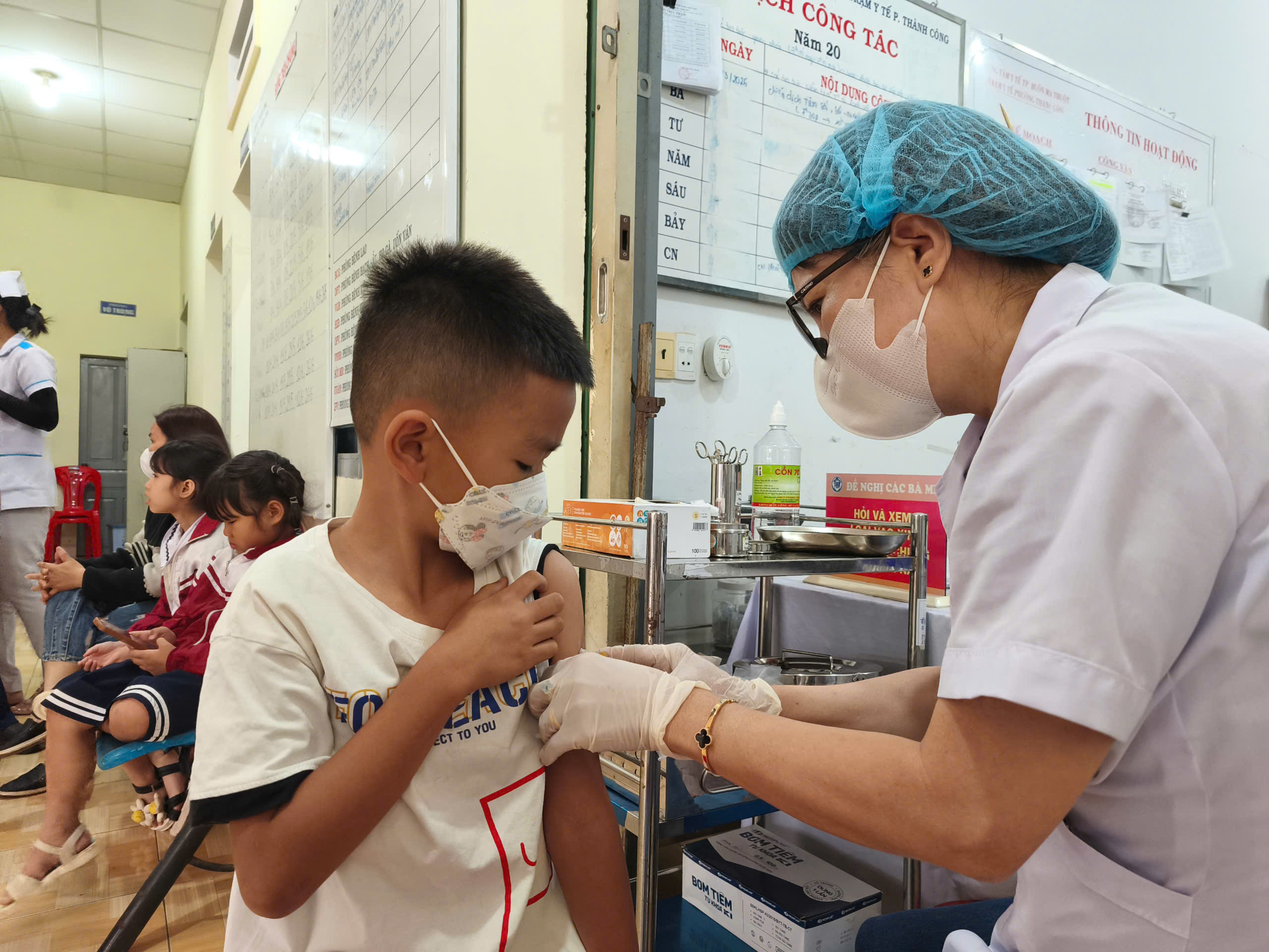 Tỷ lệ tiêm vắc xin phòng bệnh Sởi trên địa bàn tỉnh Đắk Lắk đạt 97,1%