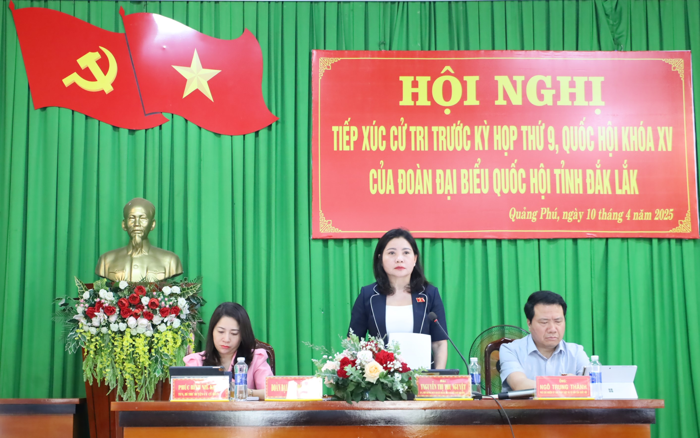 Đoàn đại biểu Quốc hội tỉnh Đắk Lắk tiếp xúc cử tri huyện Cư M’gar