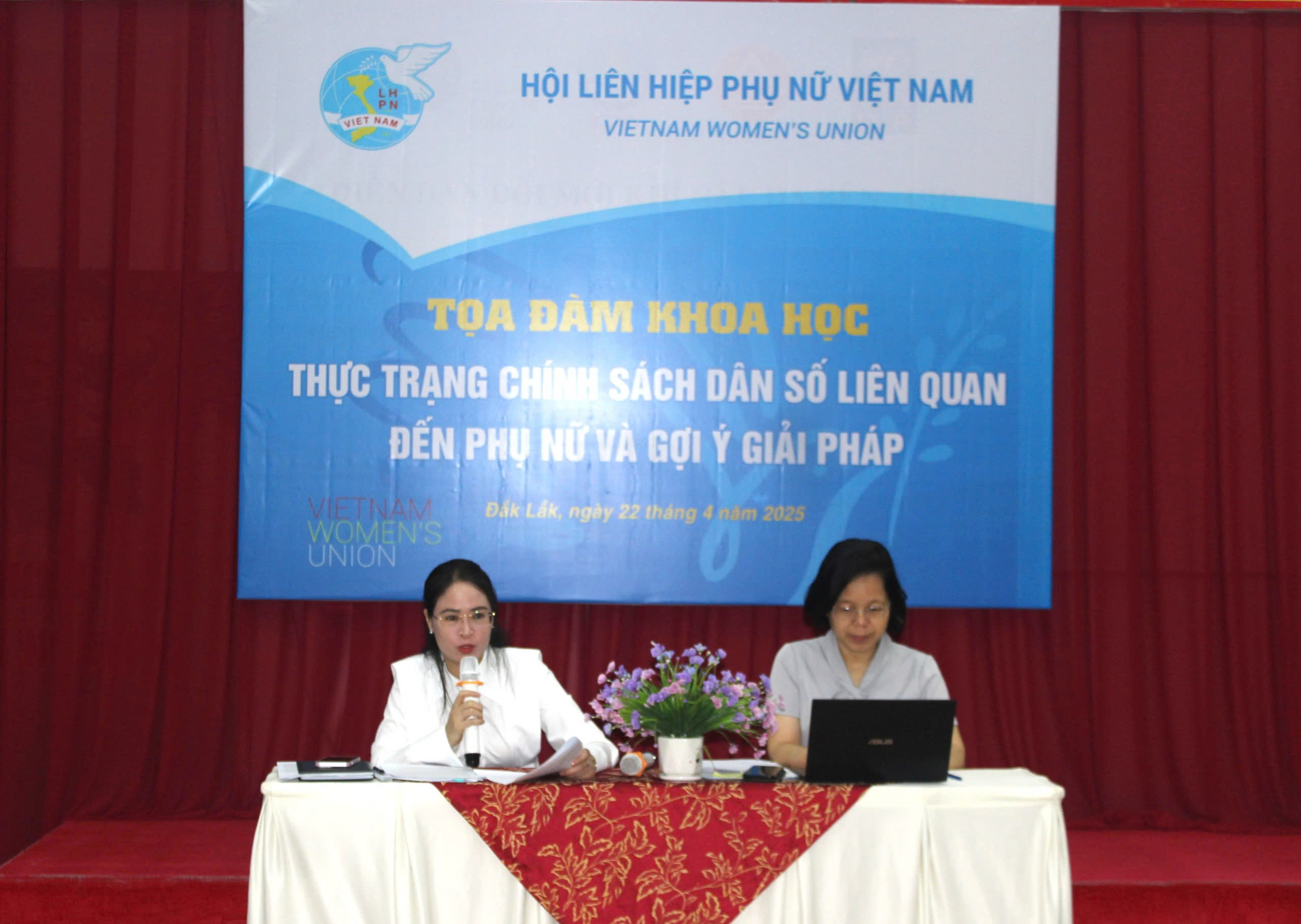 Toạ đàm cấp tỉnh về thực trạng chính sách dân số liên quan đến phụ nữ và gợi ý giải pháp