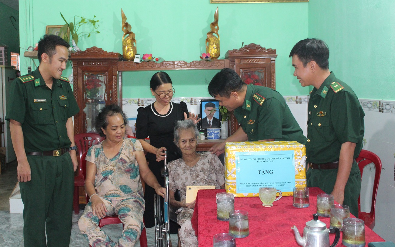 Bộ đội Biên phòng Đắk Lắk triển khai nhiều hoạt động ý nghĩa chào mừng kỷ niệm 50 năm Ngày Giải phóng miền Nam, thống nhất đất nước