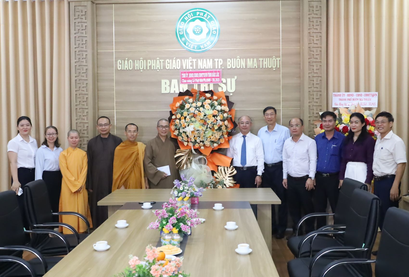 Lãnh đạo tỉnh Đắk Lắk thăm, chúc mừng các cơ sở Phật giáo nhân Đại lễ Phật đản 2025