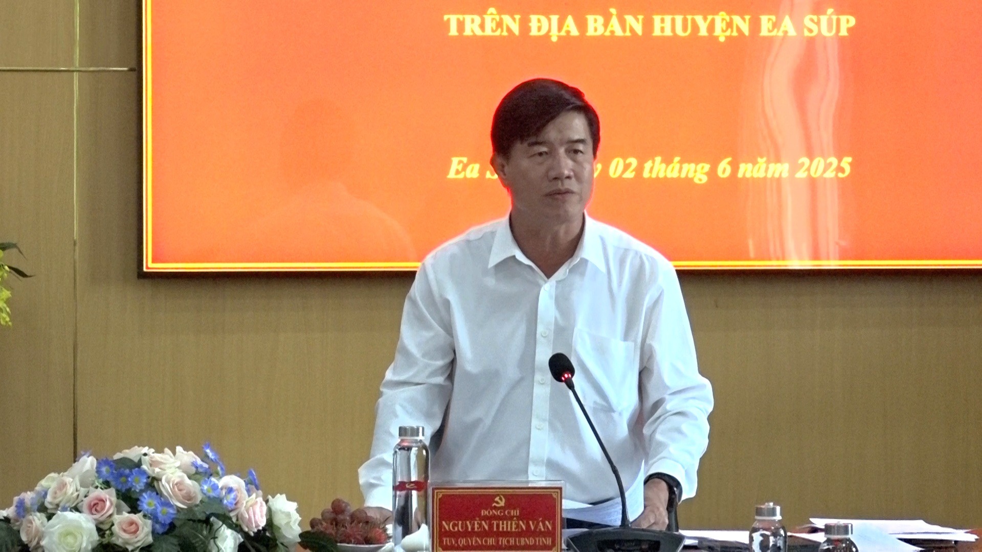 Kiểm tra công tác xóa nhà tạm, nhà dột nát trên địa bàn huyện Ea Súp