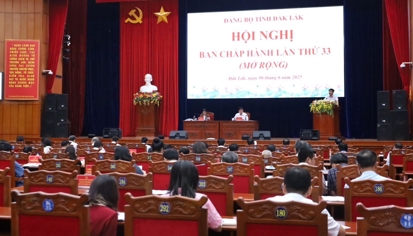 Hội nghị Ban Chấp hành Đảng bộ tỉnh Đắk Lắk lần thứ 33 (mở rộng)