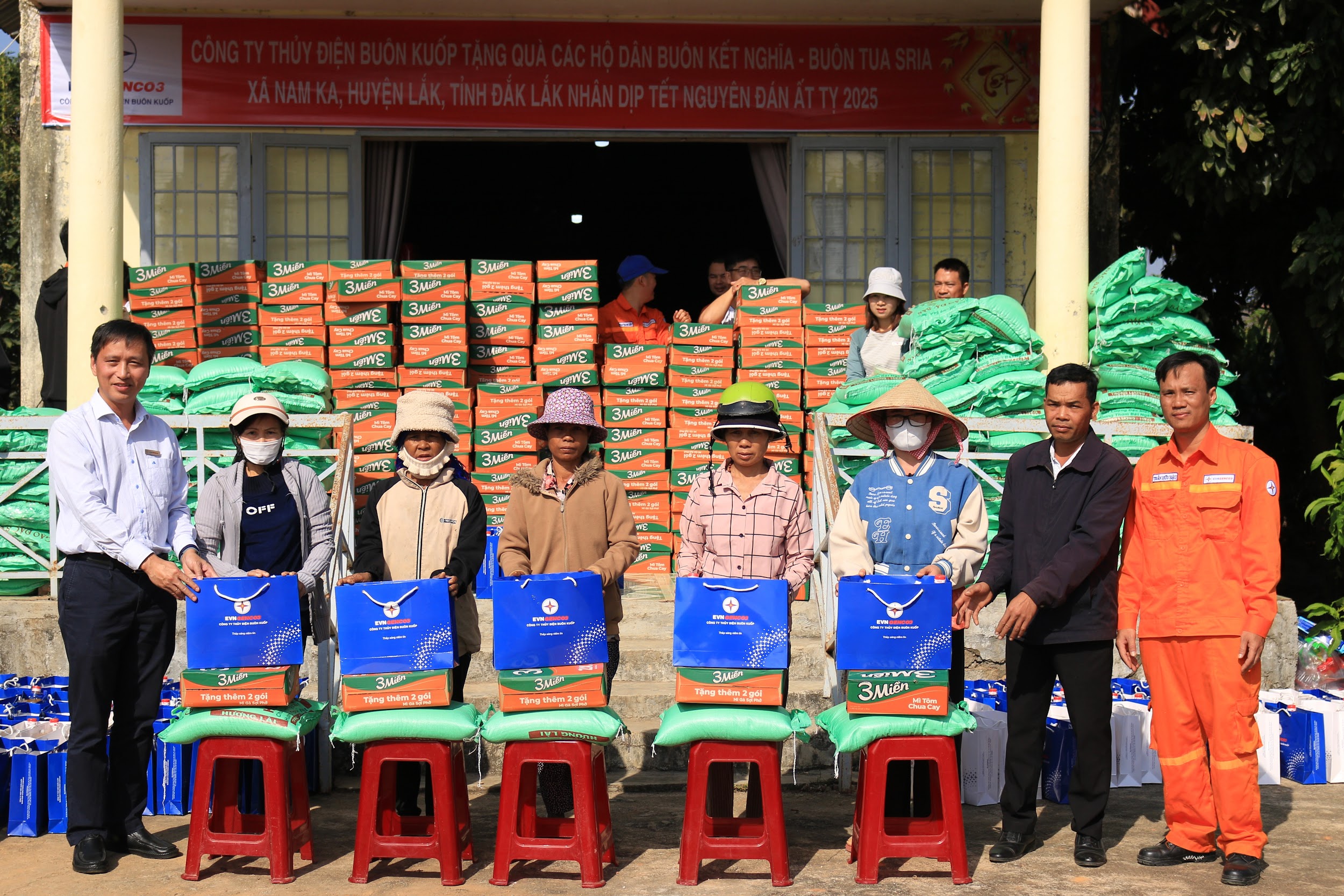 Công ty thủy điện Buôn Kuốp hỗ trợ hơn 575 triệu đồng cho công tác an sinh