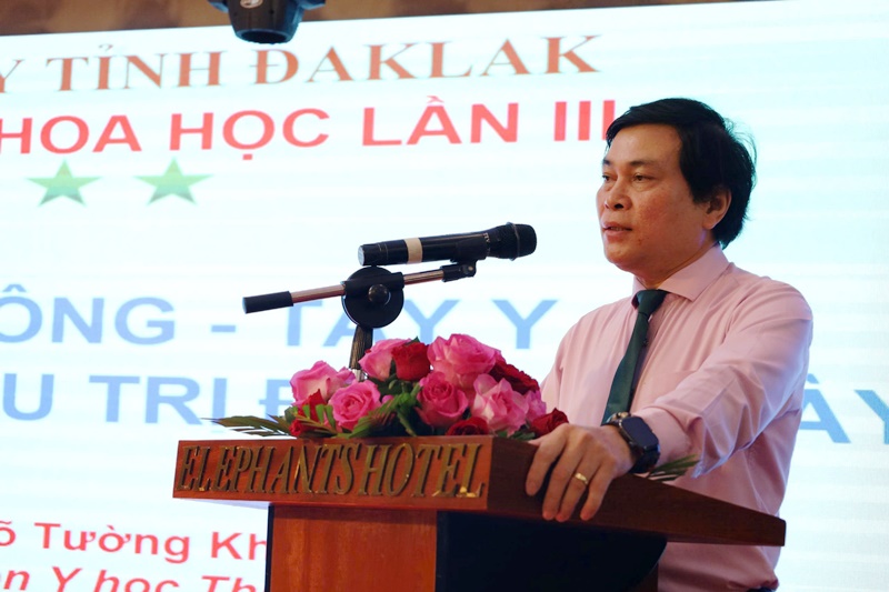 Hội thảo khoa học kết hợp Đông – Tây y trong khám, điều trị bệnh đau dạ dày