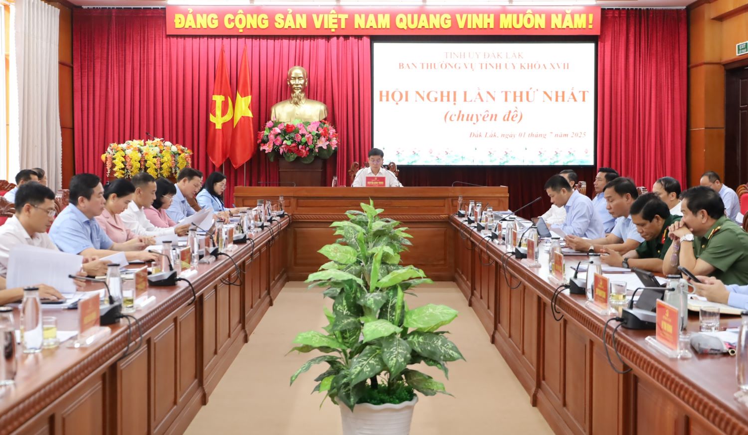 Hội nghị Ban Thường vụ Tỉnh ủy Đắk Lắk lần thứ Nhất (chuyên đề)