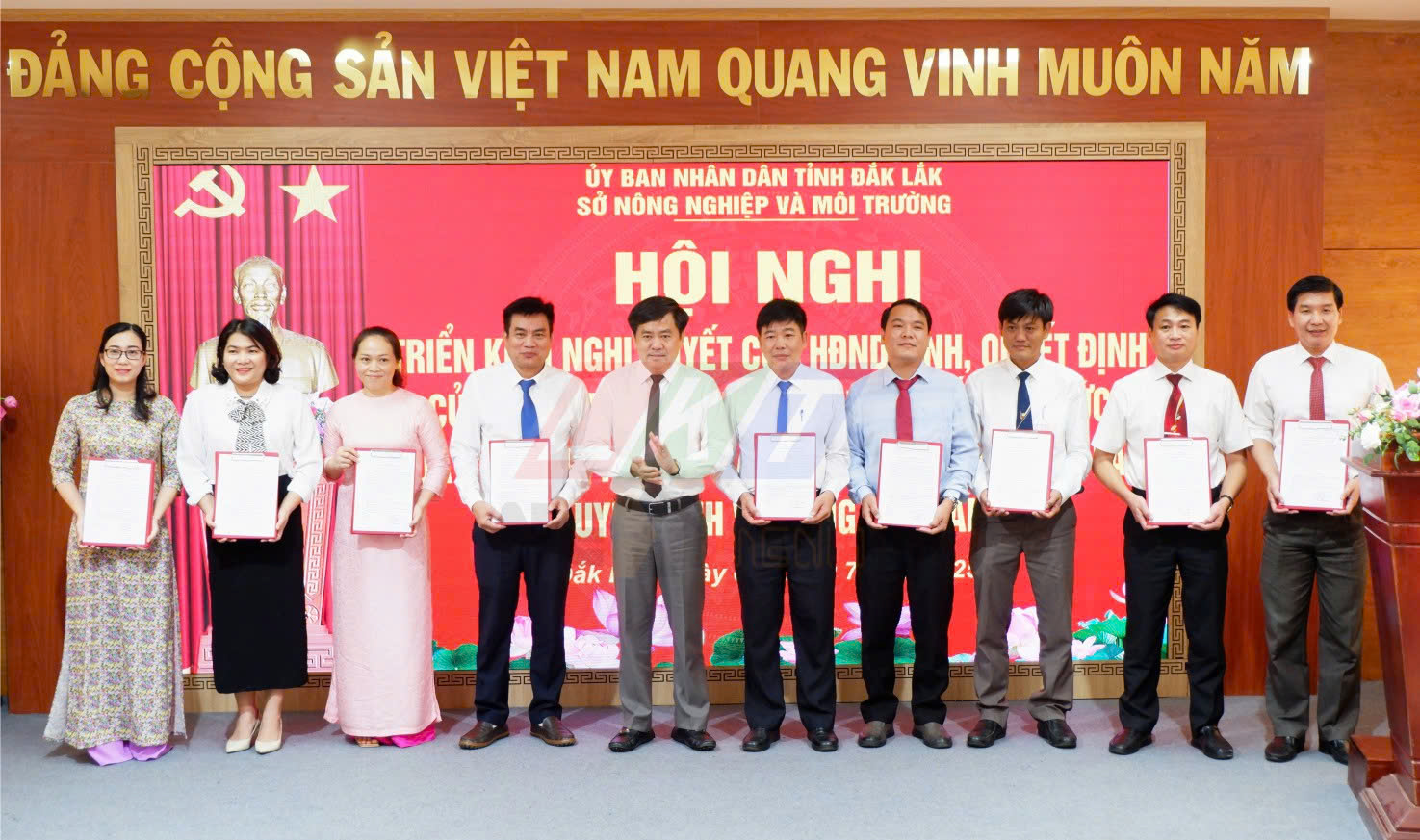 Sở Nông nghiệp và Môi trường Đắk Lắk công bố các quyết định bổ nhiệm lãnh đạo phòng chức năng và các đơn vị sự nghiệp