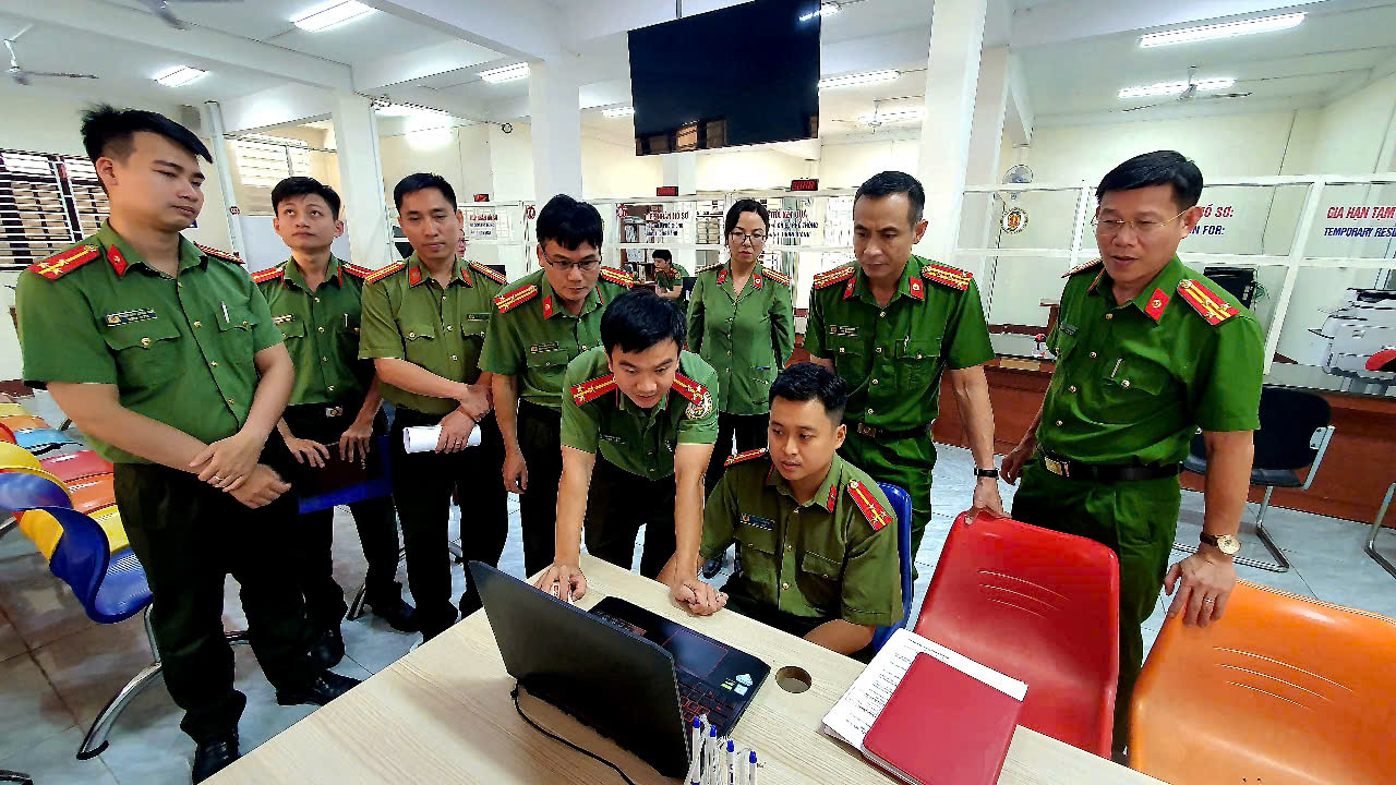 Công an tỉnh xây dựng chatbot tự động hỗ trợ cấp hộ chiếu trực tuyến cho công dân