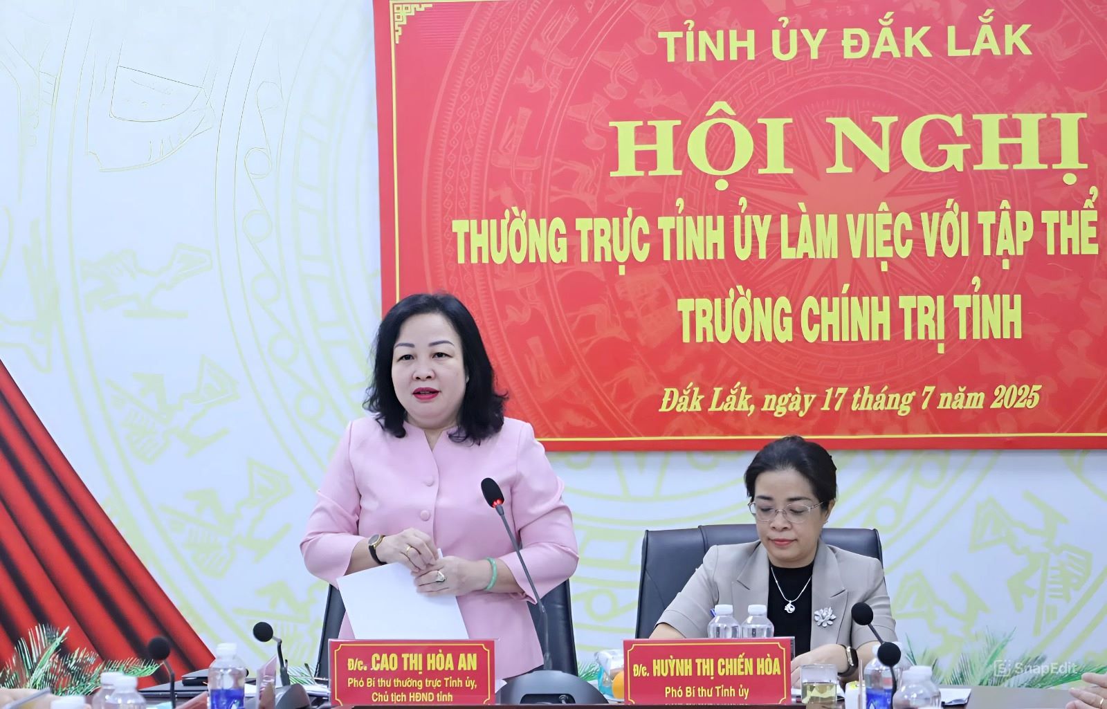 Thường trực Tỉnh ủy Đắk Lắk làm việc với tập thể lãnh đạo Trường Chính trị tỉnh