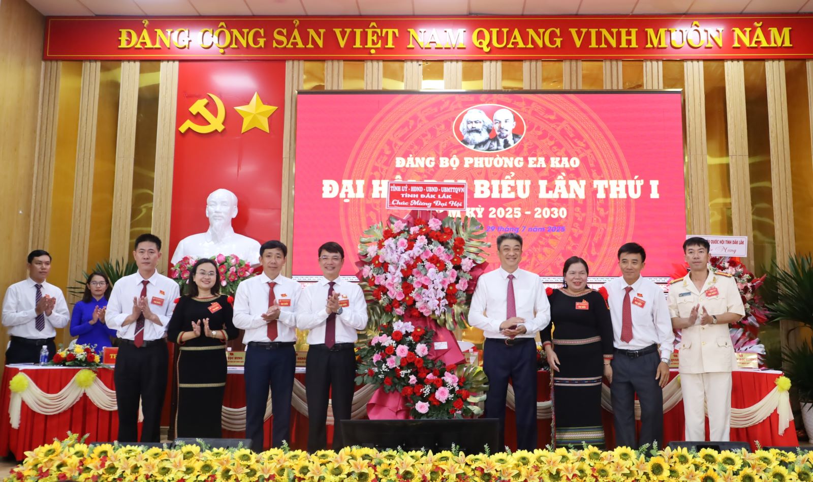 Phấn đấu xây dựng phường Ea Kao sớm trở thành điểm đến “Hiện đại, văn minh, nghĩa tình, bản sắc”