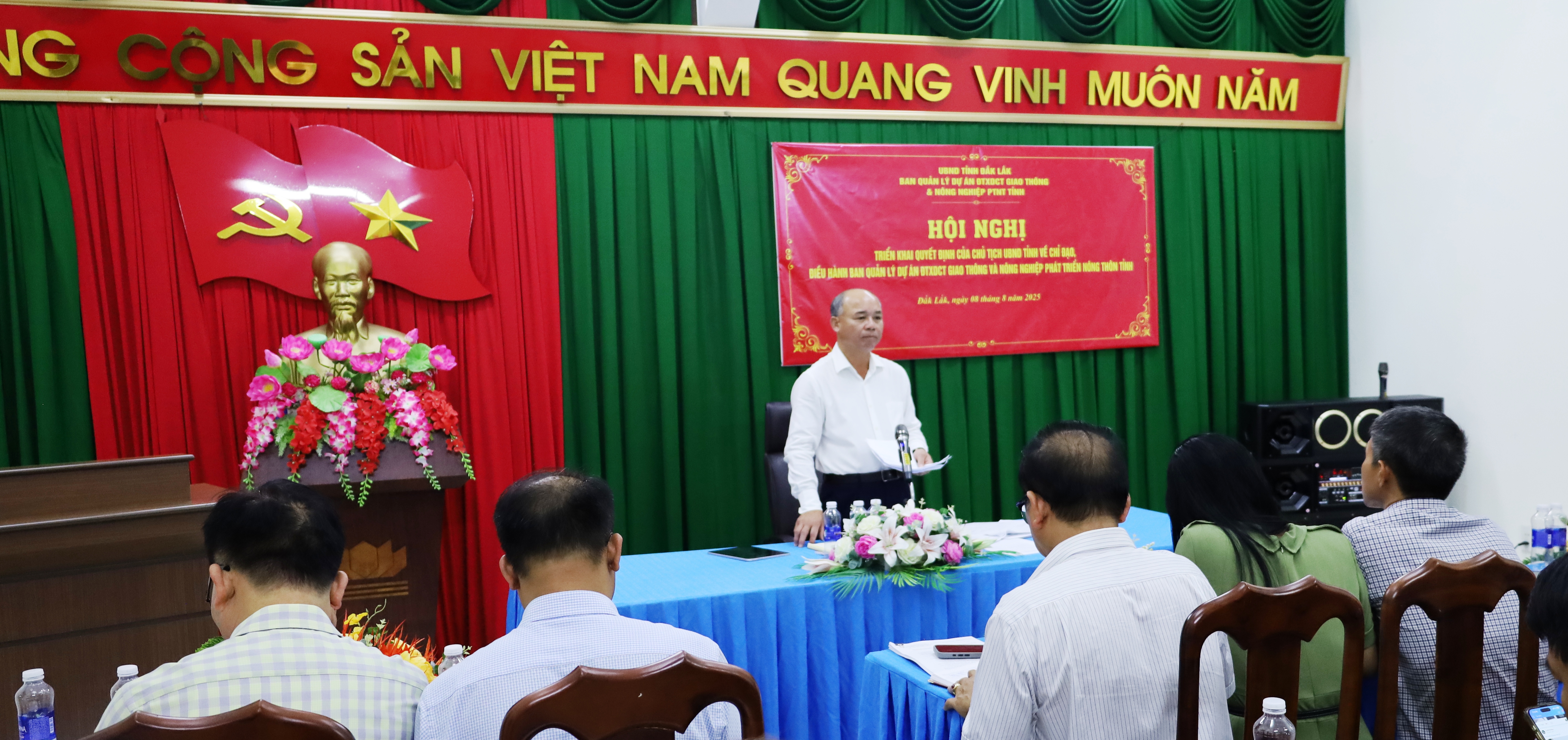 Phó Chủ tịch UBND tỉnh Trương Công Thái trực tiếp điều hành Ban Quản lý dự án giao thông và nông nghiệp phát triển nông thôn tỉnh