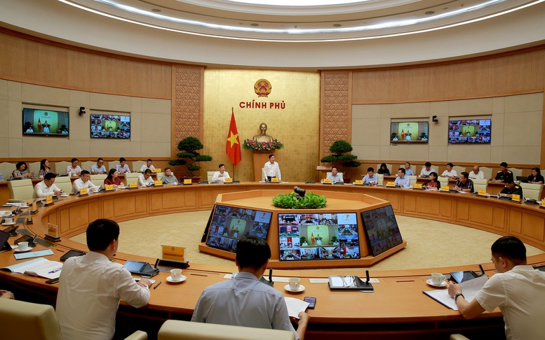 Tăng cường tuyên truyền, xử lý nghiêm các hành vi vi phạm về an toàn giao thông